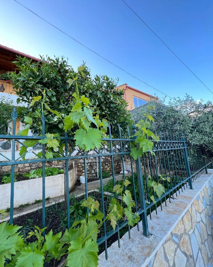 Tzavelitiko Home Химар Екстериор снимка